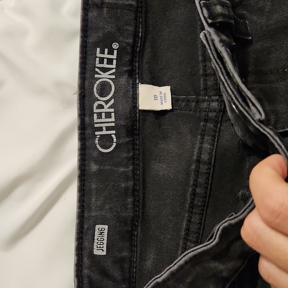 💥 3/$15 - Girls Black Wash Denim Jegging size 10 - Picture 6 of 7